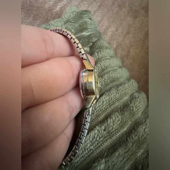 Vintage Omega Watch - Picture 2 of 14